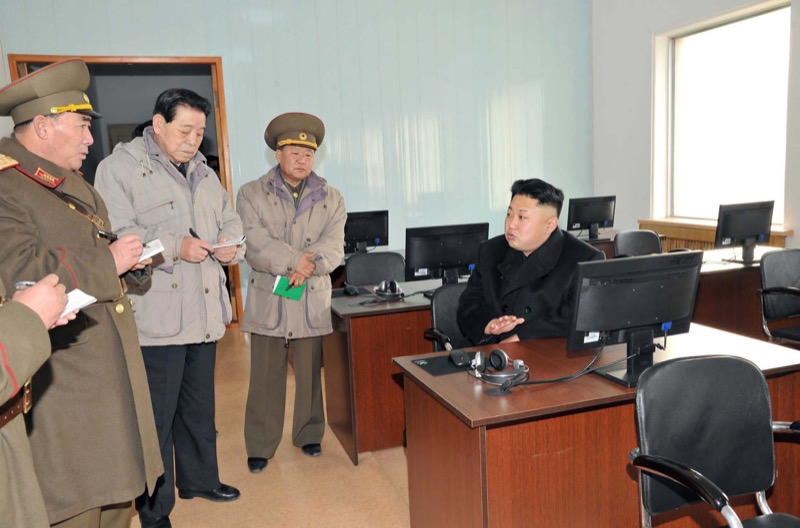 Illustration for article titled Kim Jong-un: Tyrant, Psychopath, Mac User